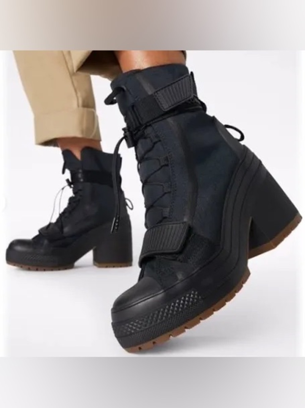 Converse Women’s Black Chunky-Heel Lace-Up Boots NWOT